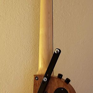 RB5 fretless back
