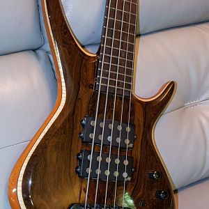 003 5 String bass