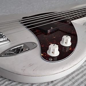 Fugitive 5 Bleached Maple Final Pics