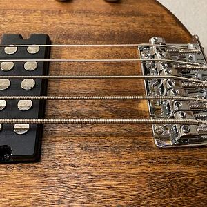 Ibanez GSR105EX Stock Pickup