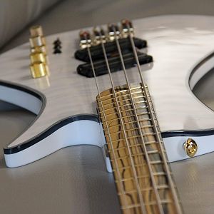 013 - Multi-scale bass