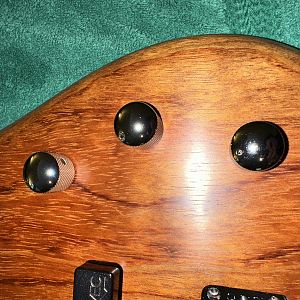 2004 Warwick Corvette Fretless