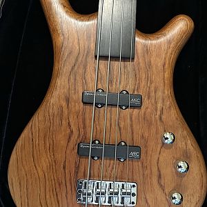 2004 Warwick Corvette Fretless
