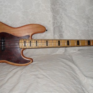Squier VM 70’s relic job