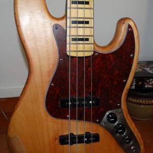Squier VM 70’s relic job