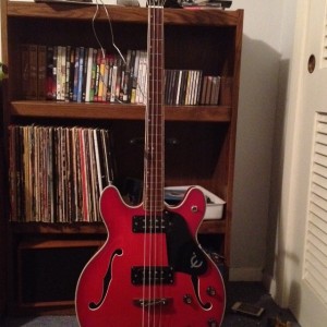 Epiphone EA-250
