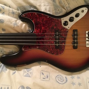 MIJ/USA Fretless Jazz