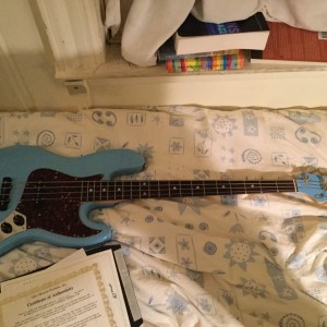 Mint G&L Jazz