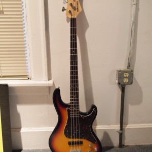 Fernandes Retrospect 4 Deluxe JP