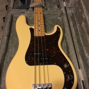 Media 'MIJ 62 RI P-bass' in category 'Bass Guitars'