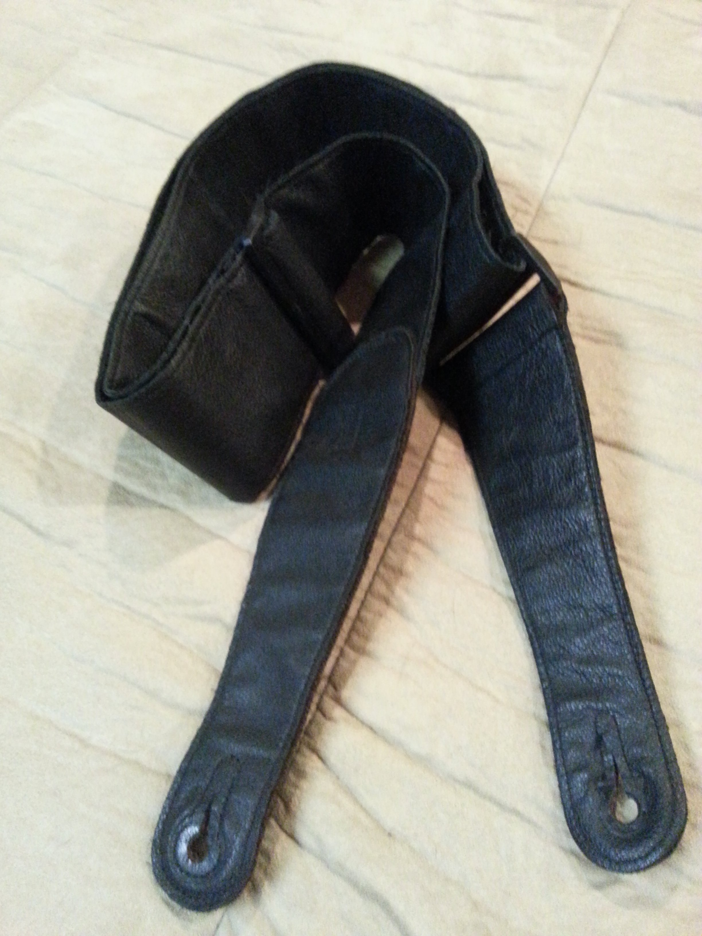3" Levy's strap