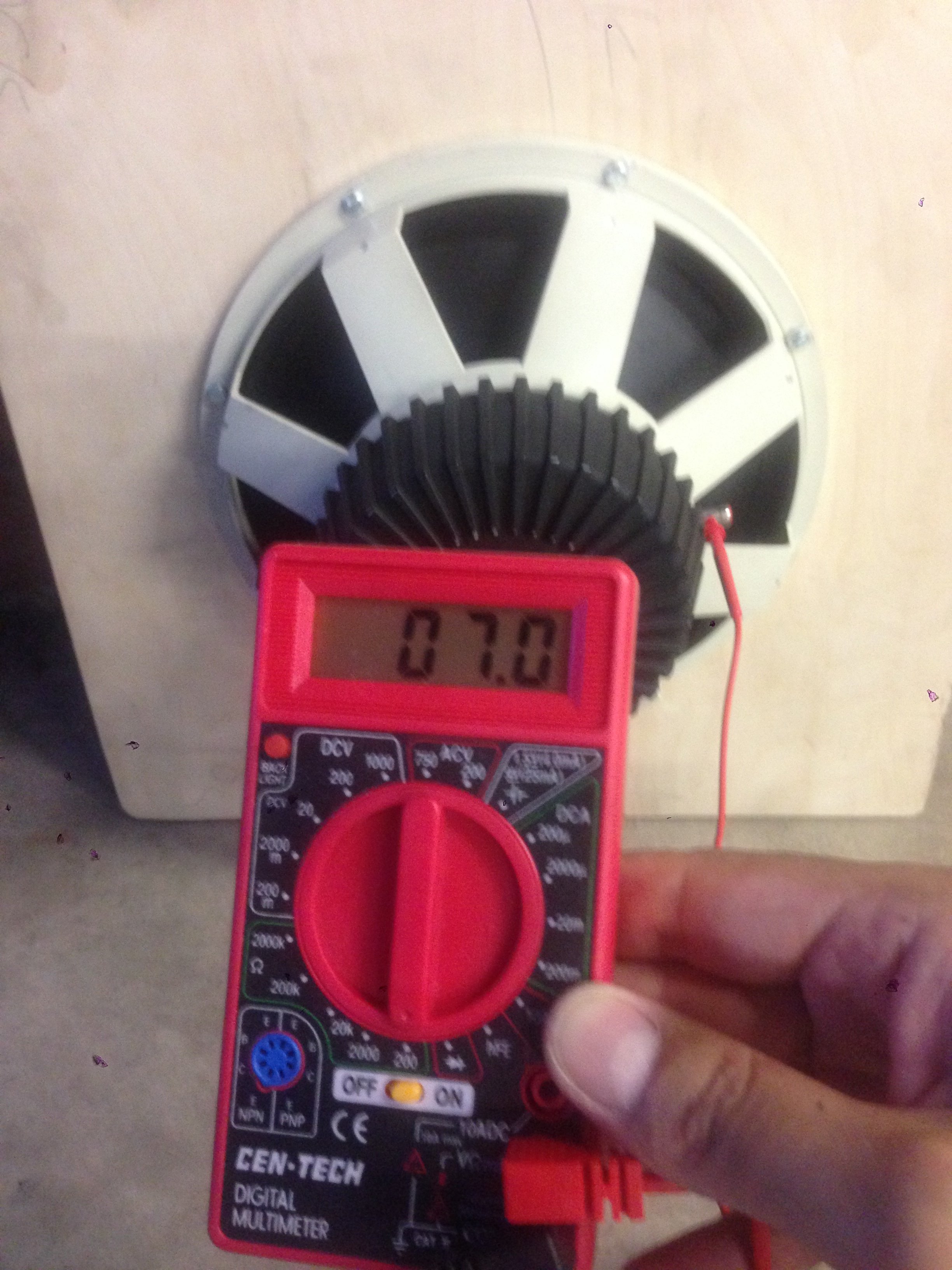 bottom speaker @ 7.0 ohm