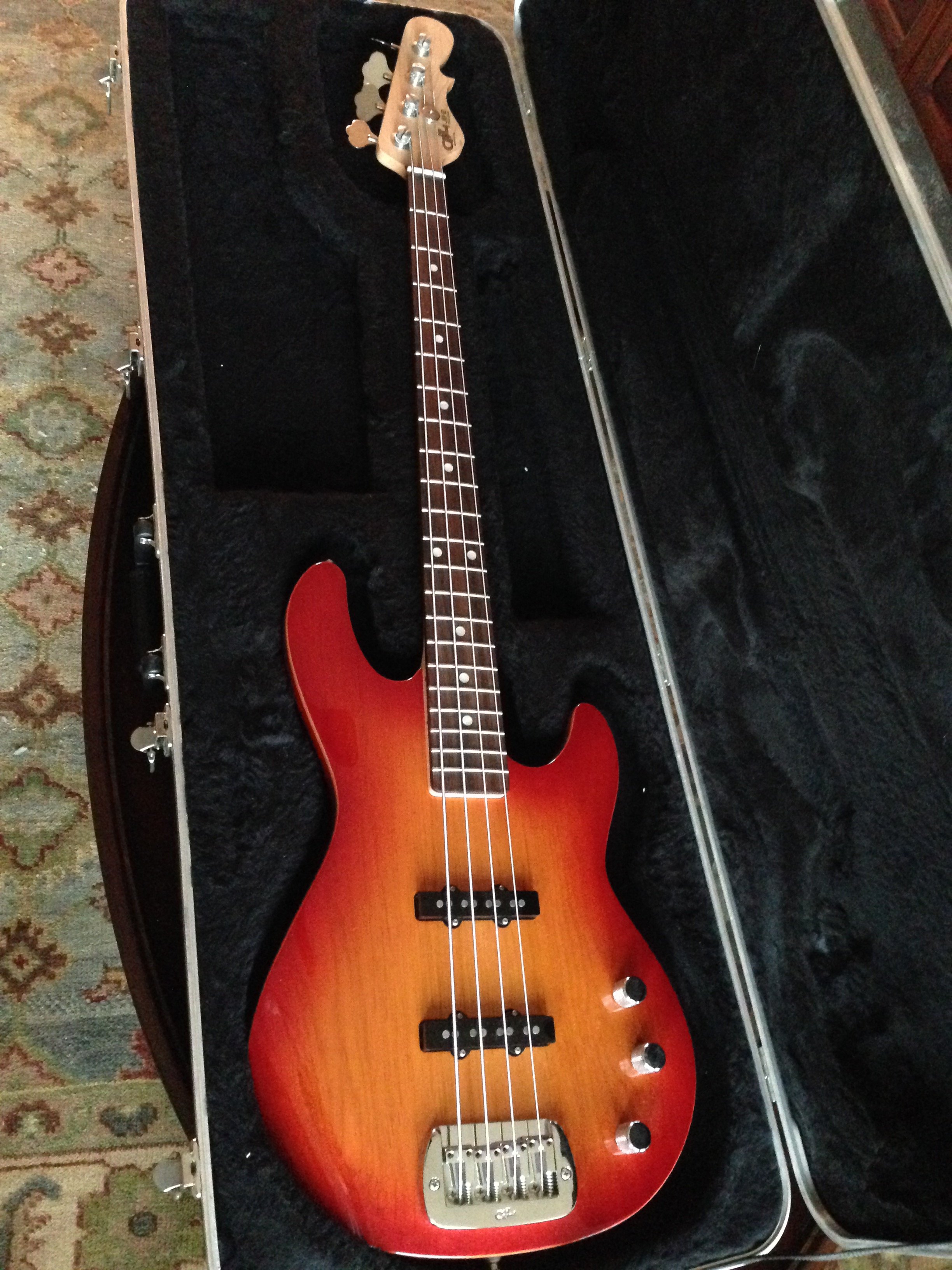 G & L JB-2