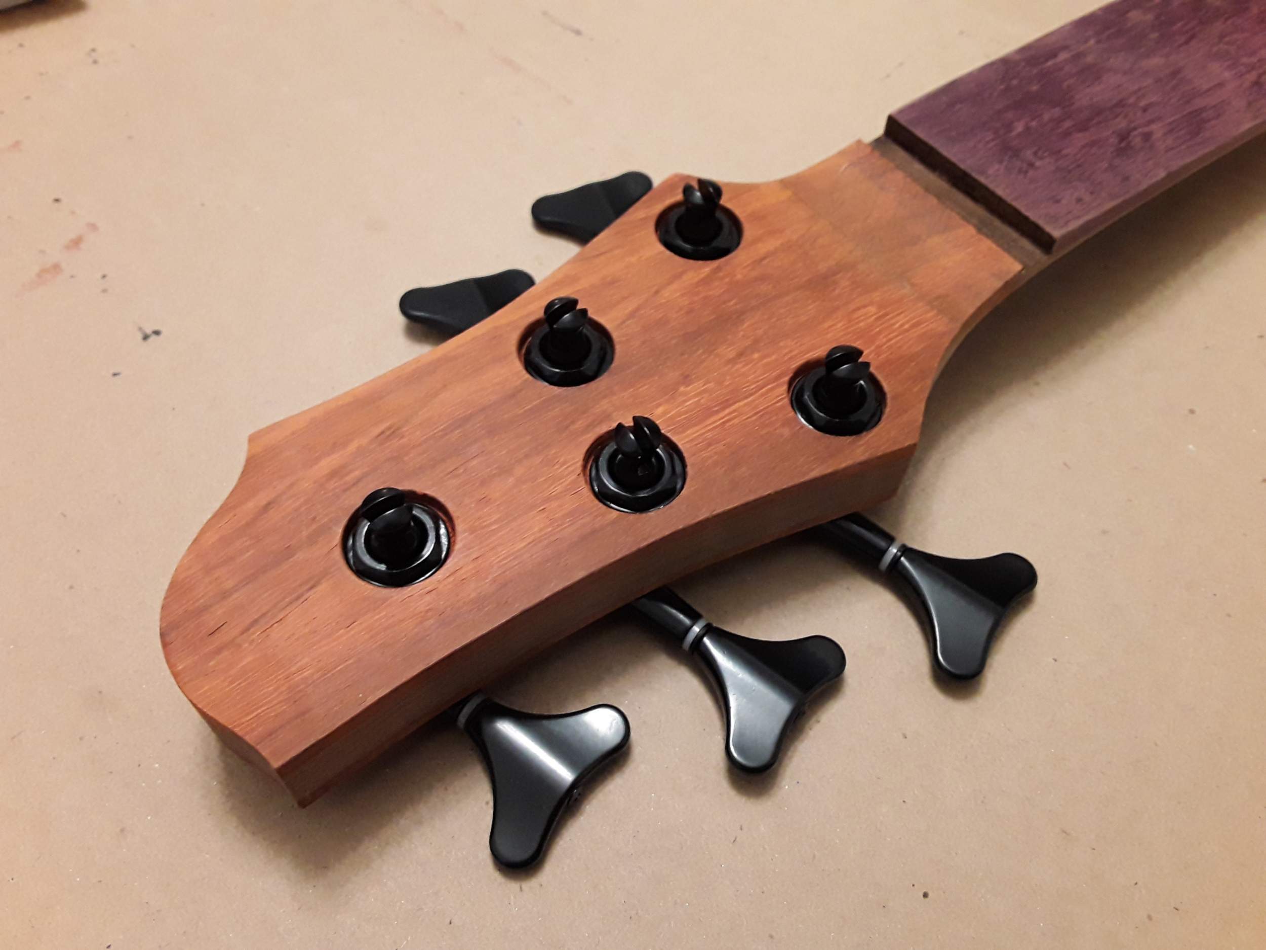 headstock