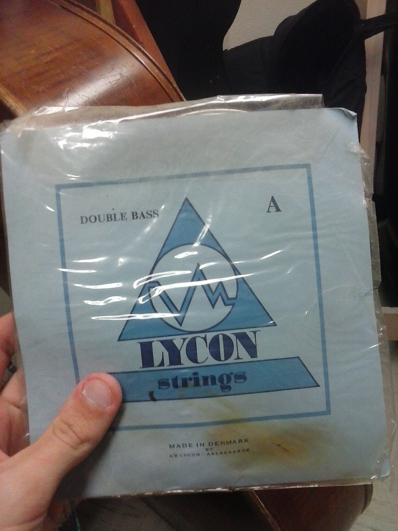 Lycons