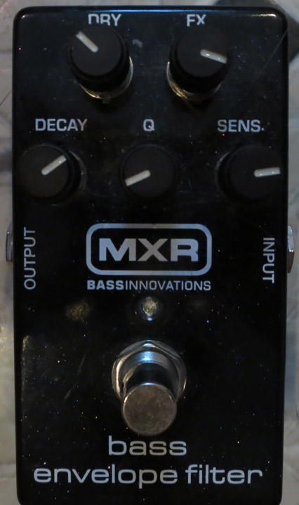 MXR M82