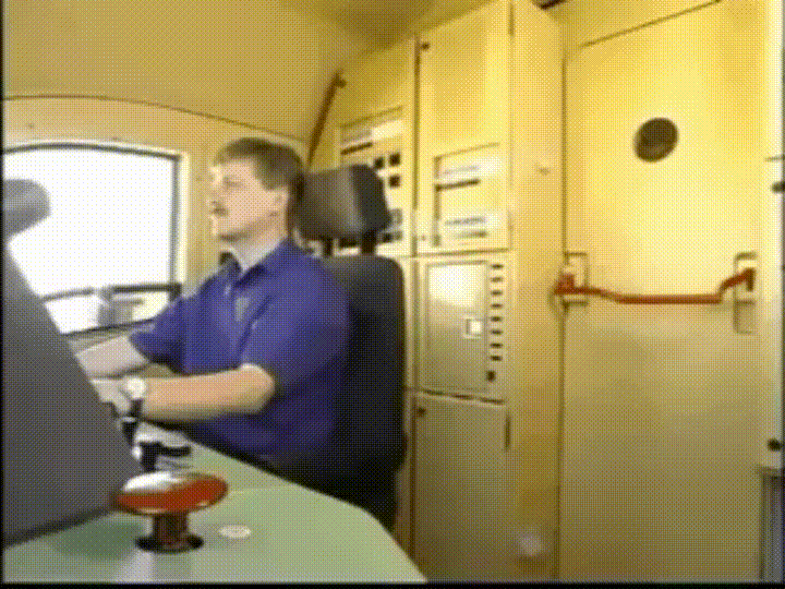 7PAMSI8.gif