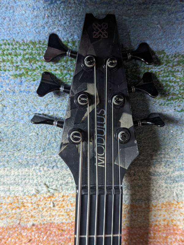 headstock-front.jpg