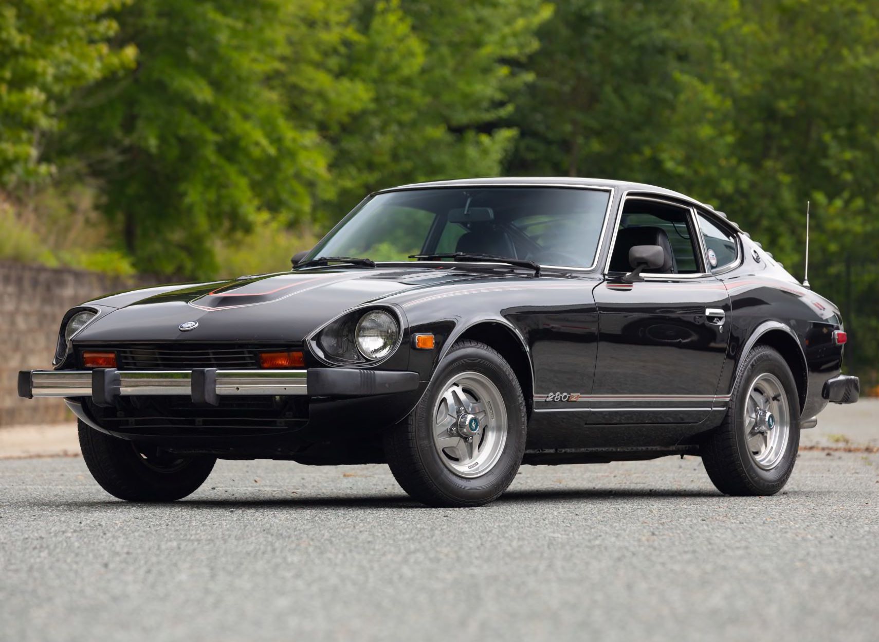 Datsun-280Z-Black-Pearl-Edition.jpeg