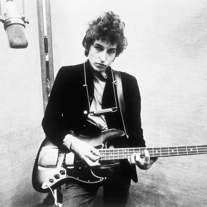 13-bob-dylan-3.w700.h700.jpg