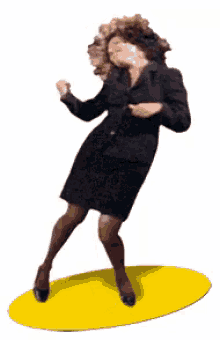 elaine-dance.gif