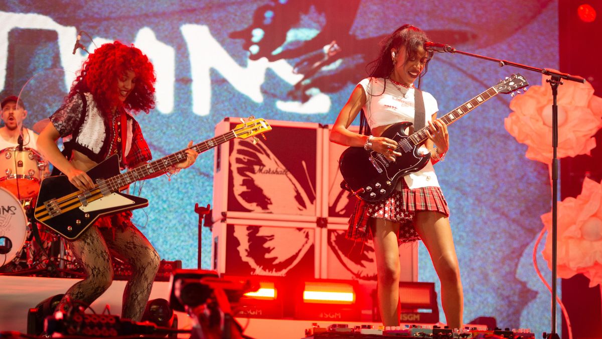 www.guitarworld.com