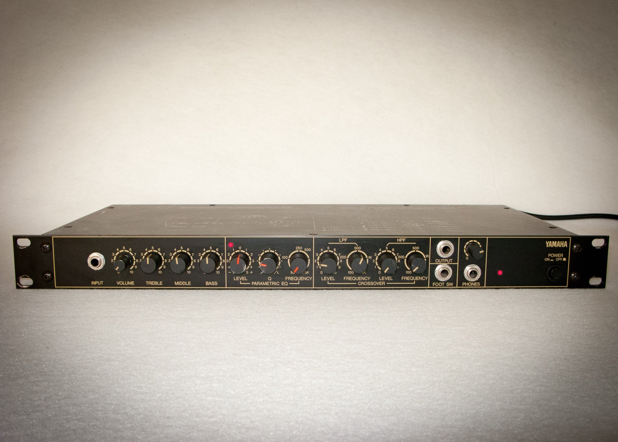 Yamaha-PB-1-Bass-Preamp1.jpg