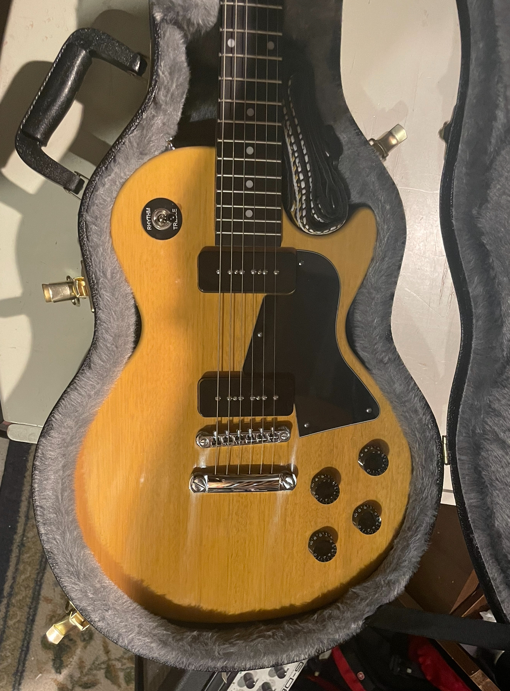 h945d2.jpg