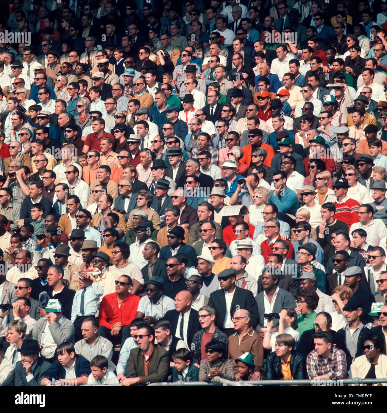 1980s-crowd-of-spectators-at-sporting-event-CMRECP.jpg