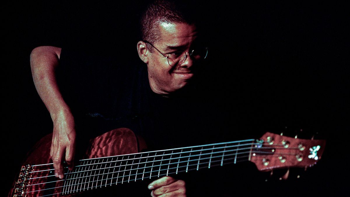 www.guitarworld.com