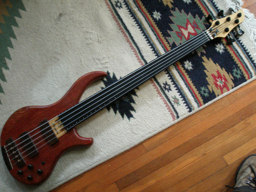Noguera-small.JPG