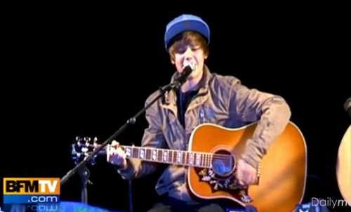 justin-bieber-20100918-591701.jpg