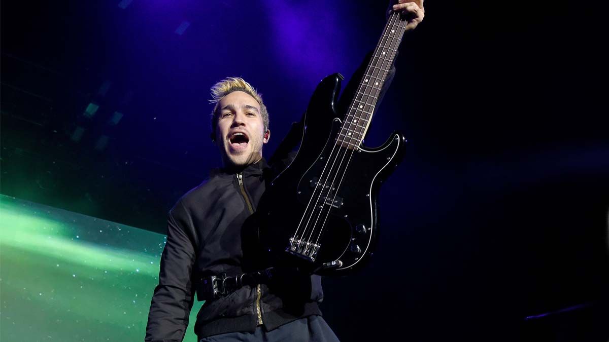 www.guitarworld.com