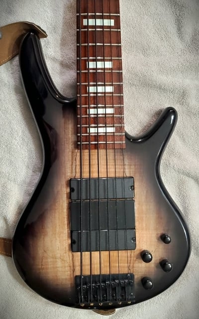 DR-Black-Beauties-strings.jpg