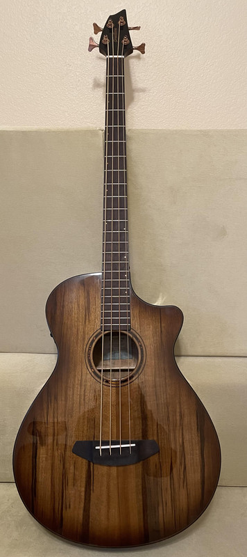 Breedlove-Pursuit-Exotic-S-Concerto.jpg
