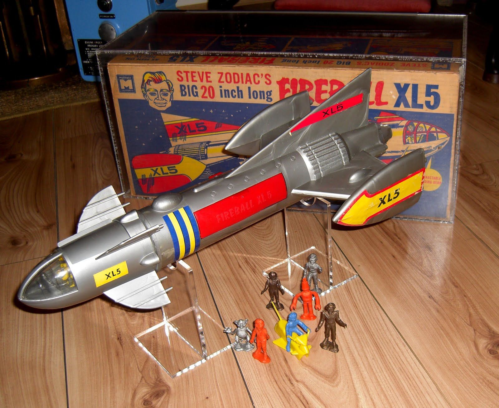 2b0f9c364ae46b3b6a2b196eb93573d1.jpg
