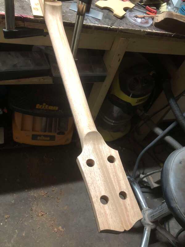 brooks-1-2-headstock-shape_orig.jpg