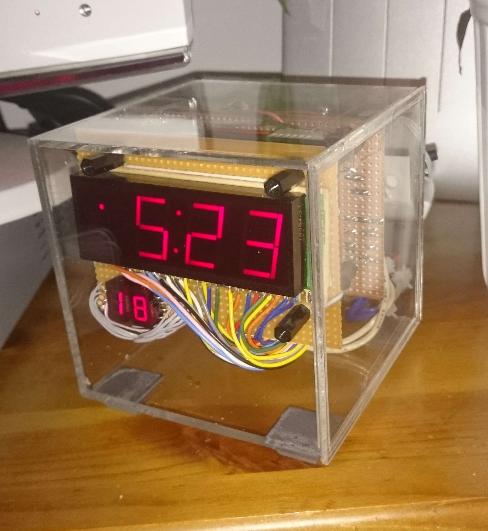 Cube-Clock.jpg
