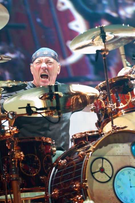 d207fd52efdea317bdc69491a2539763--drummers-rock-n-roll.jpg