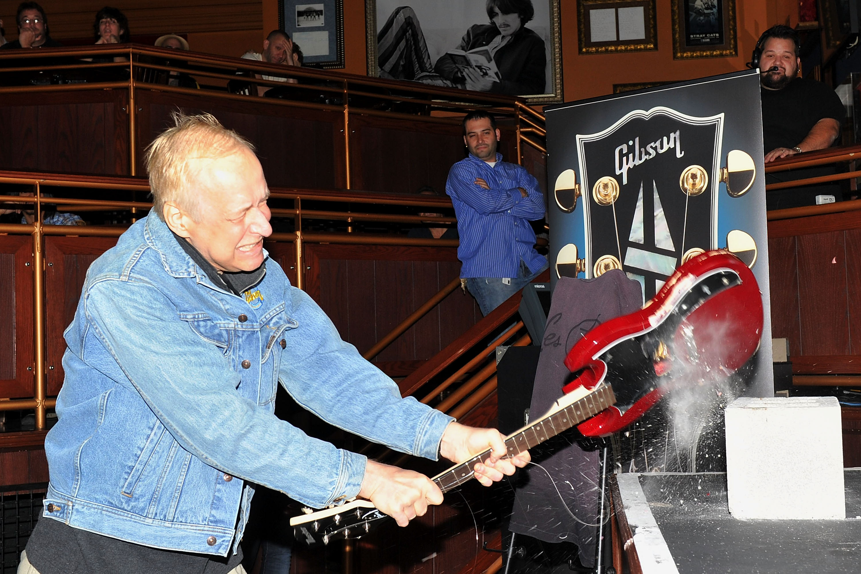 Henry-Juszkiewicz-gibson-ceo@800x600.jpg