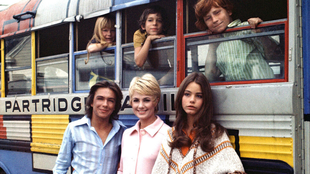 Partridge-Family-bus-1014x570.jpg