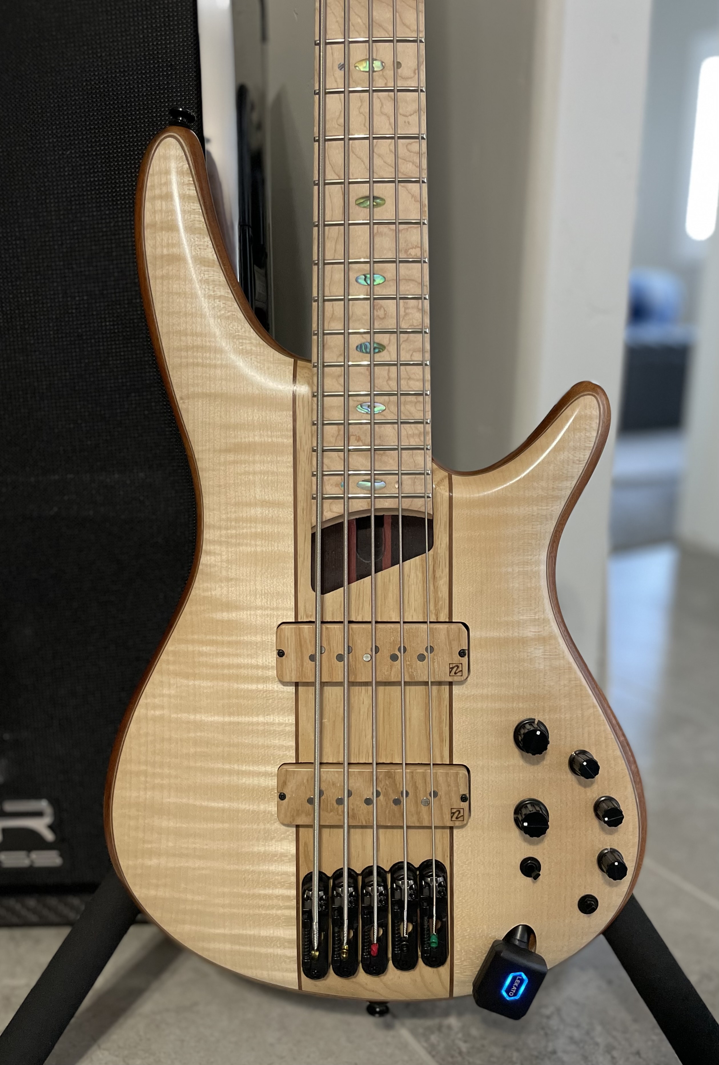 HYYP82G.jpg