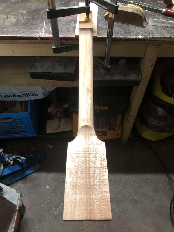 brooks-1-2-shaping-neck-profile_orig.jpg