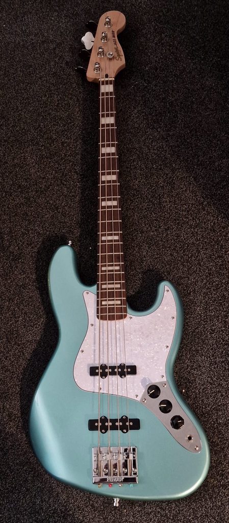 Vgl2J77h.jpg