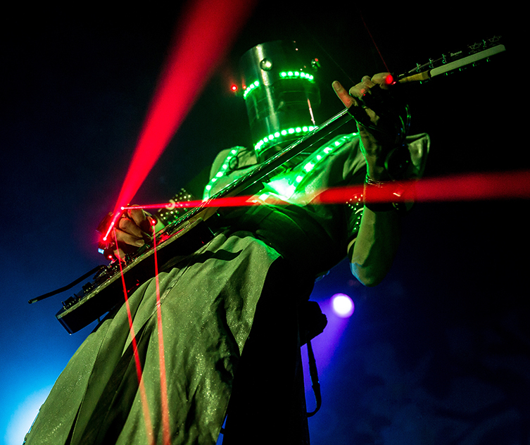 753_vaiPart2_robotlights.jpg