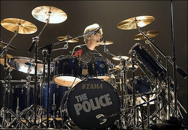 Stewart_Copeland_Marseille_2008.png