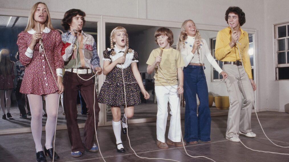 the-brady-bunch-1014x570.jpg